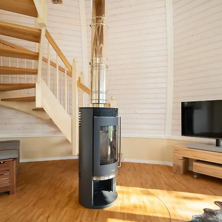 Nordkugel - Rundes Wohnglueck Am Tollensesee Feriehus Wustrow (Penzlin)